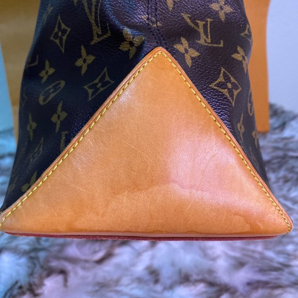 LOUIS VUITTON MONOGRAM CABAS MEZZO - Picture 5 of 15